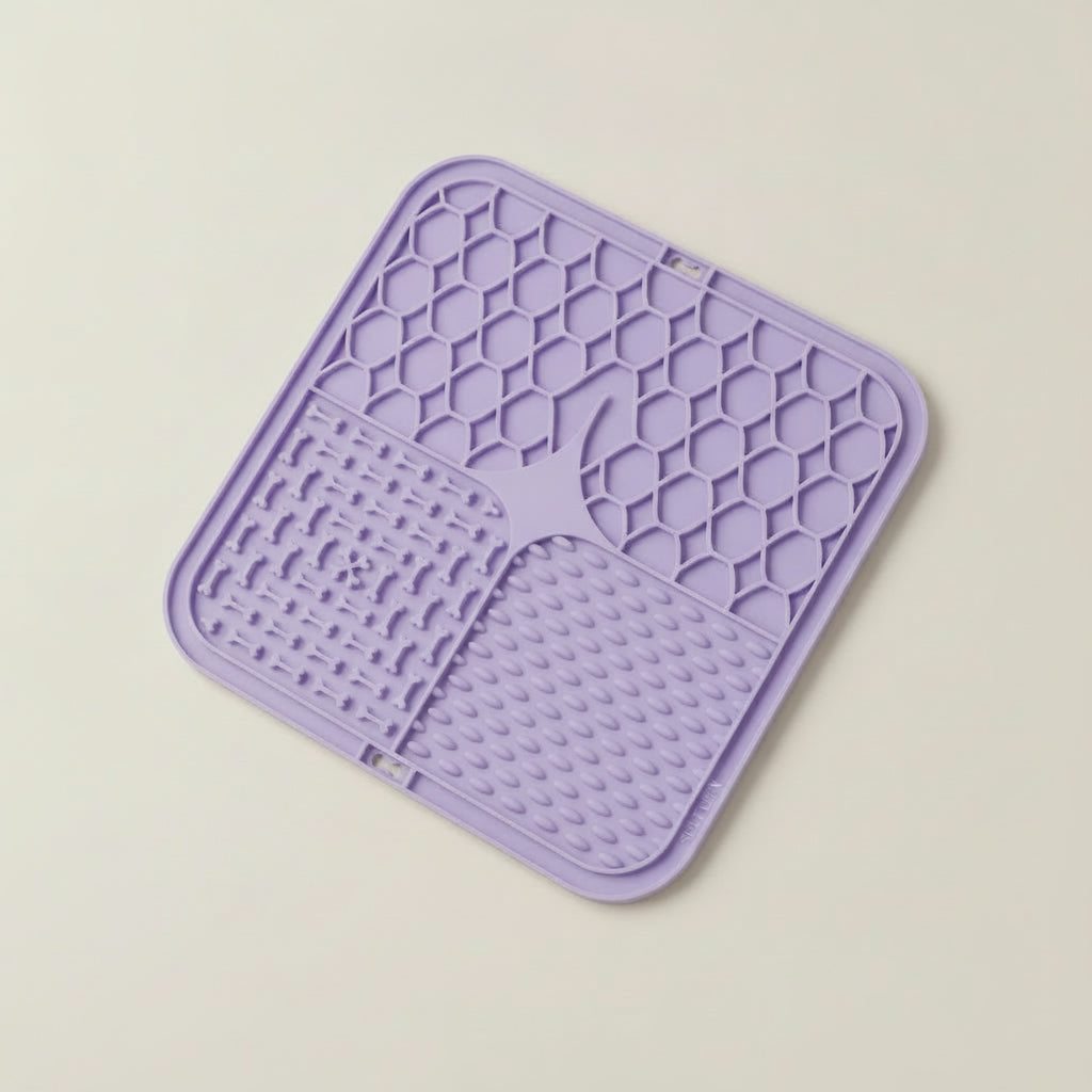 Tapis de léchage violet